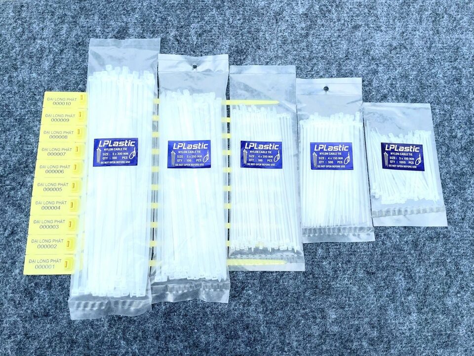 Dây rút nhựa 30cm màu trắng chất lượng cao Đại Long Phát dùng trong công nghiệp và xây dựng